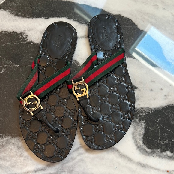 Leather and canvas Gucci sandals - Picture 1 of 2